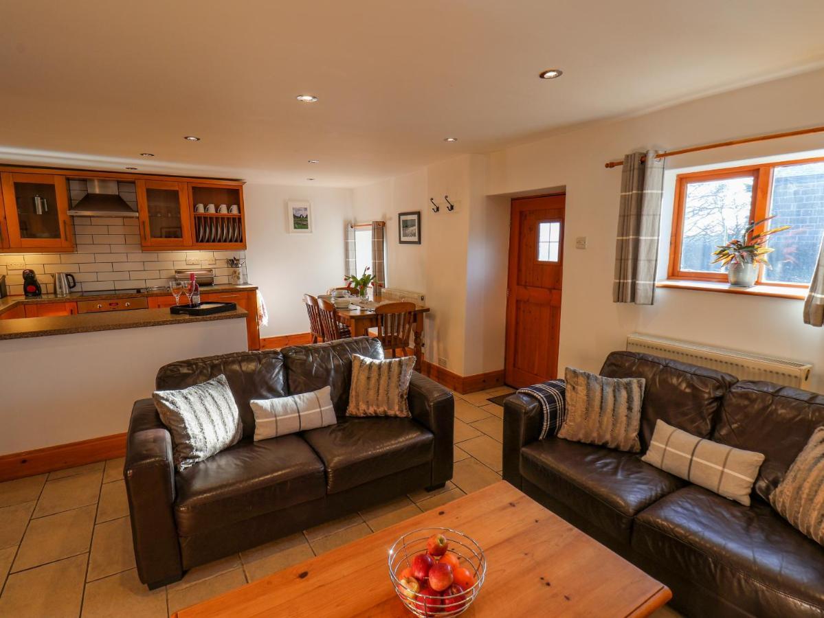 Hayloft Cottage Staintondale Dış mekan fotoğraf
