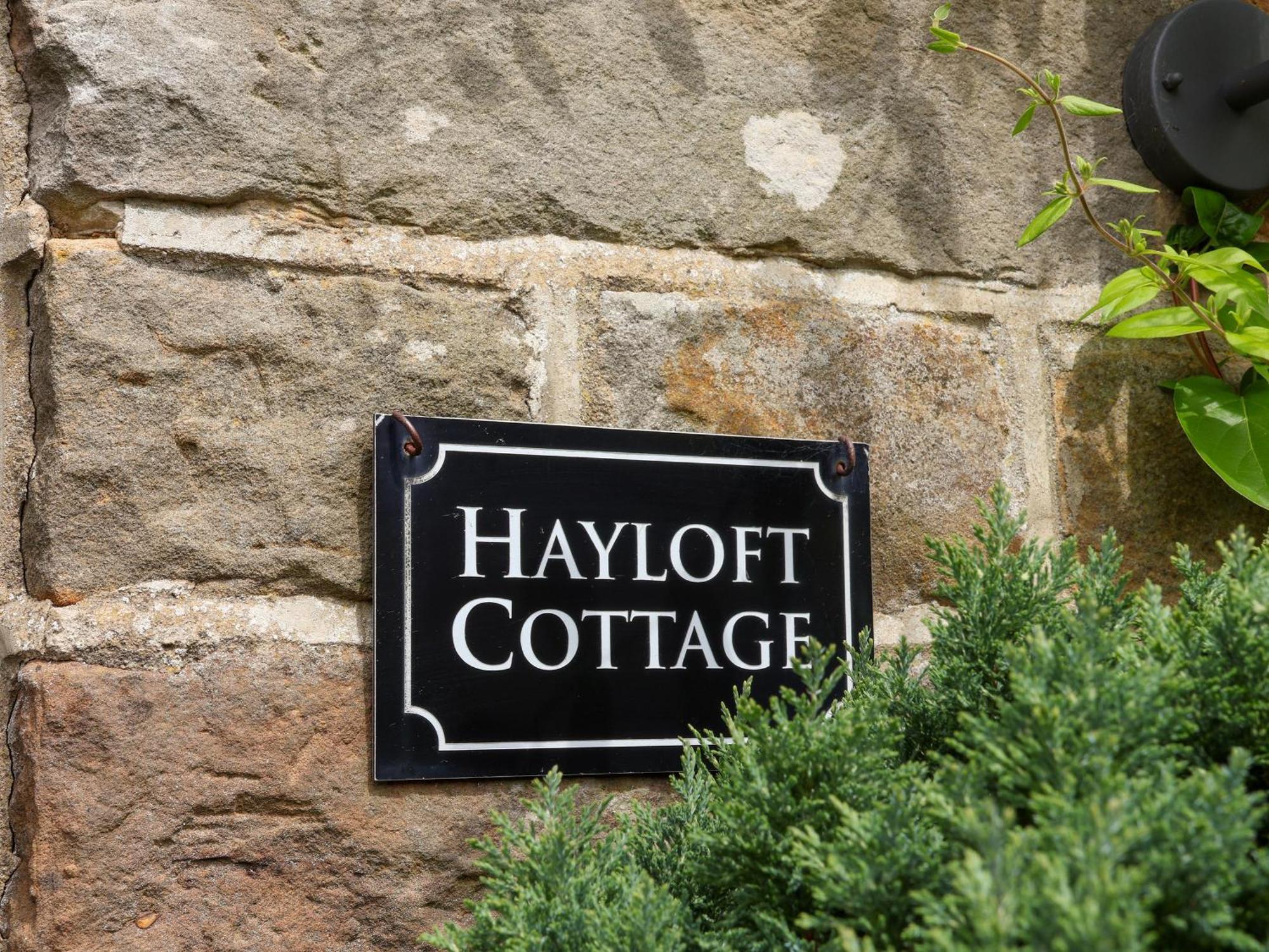 Hayloft Cottage Staintondale Dış mekan fotoğraf